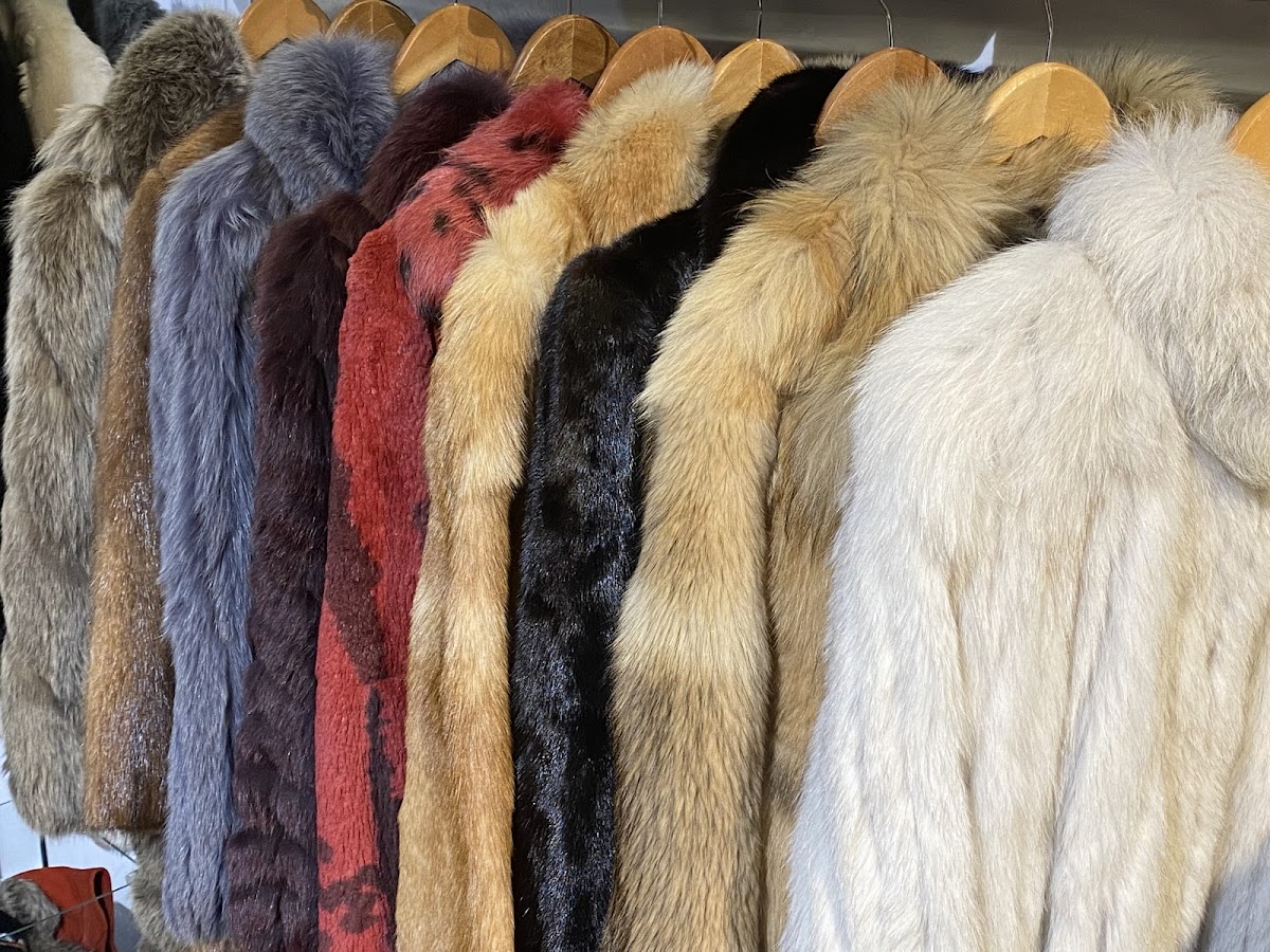 Tragic Vintage Store — photo 2