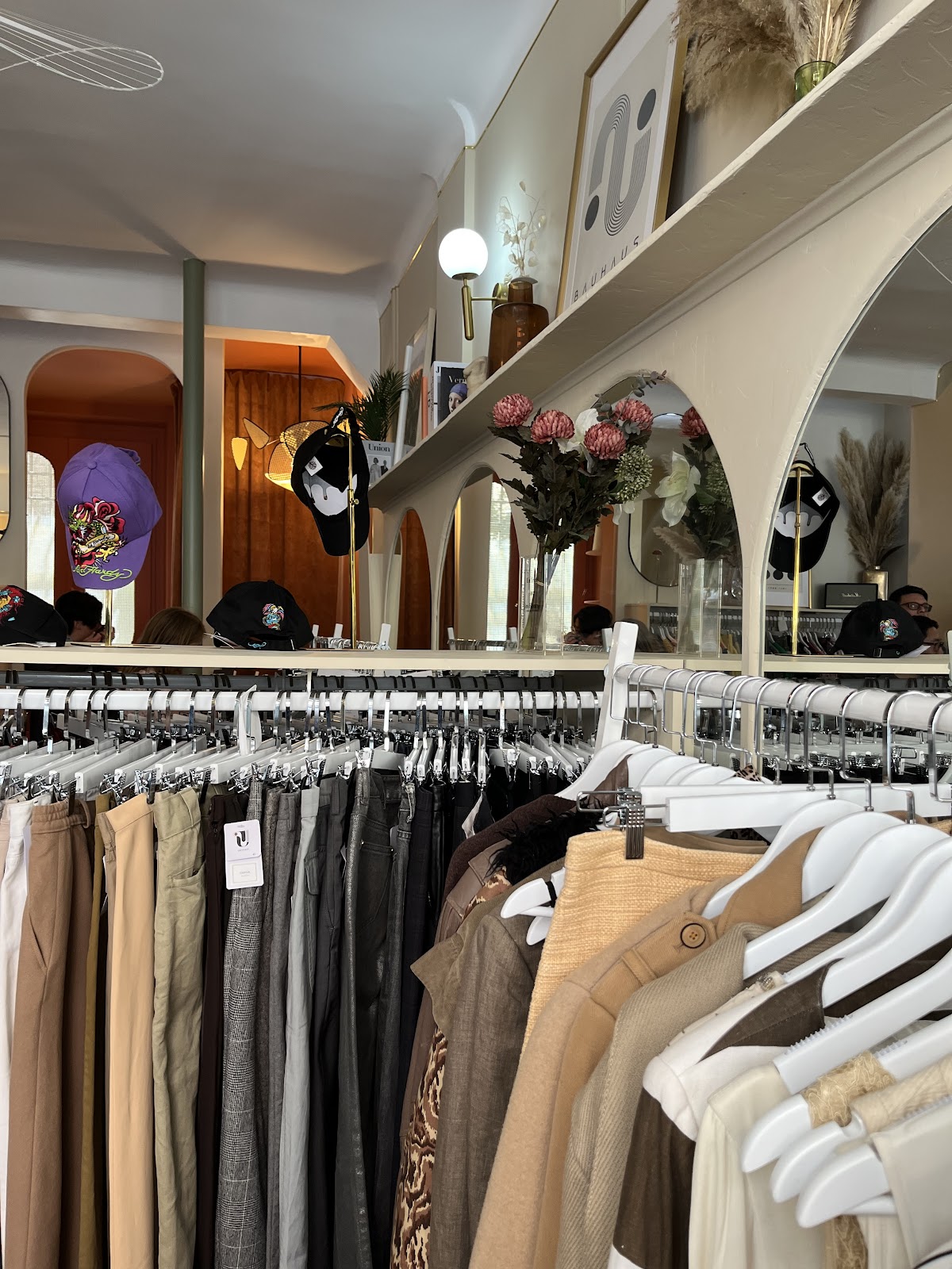 Untucked friperie — photo 3