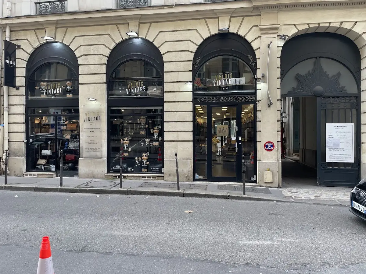 Photo de VALOIS VINTAGE PARIS