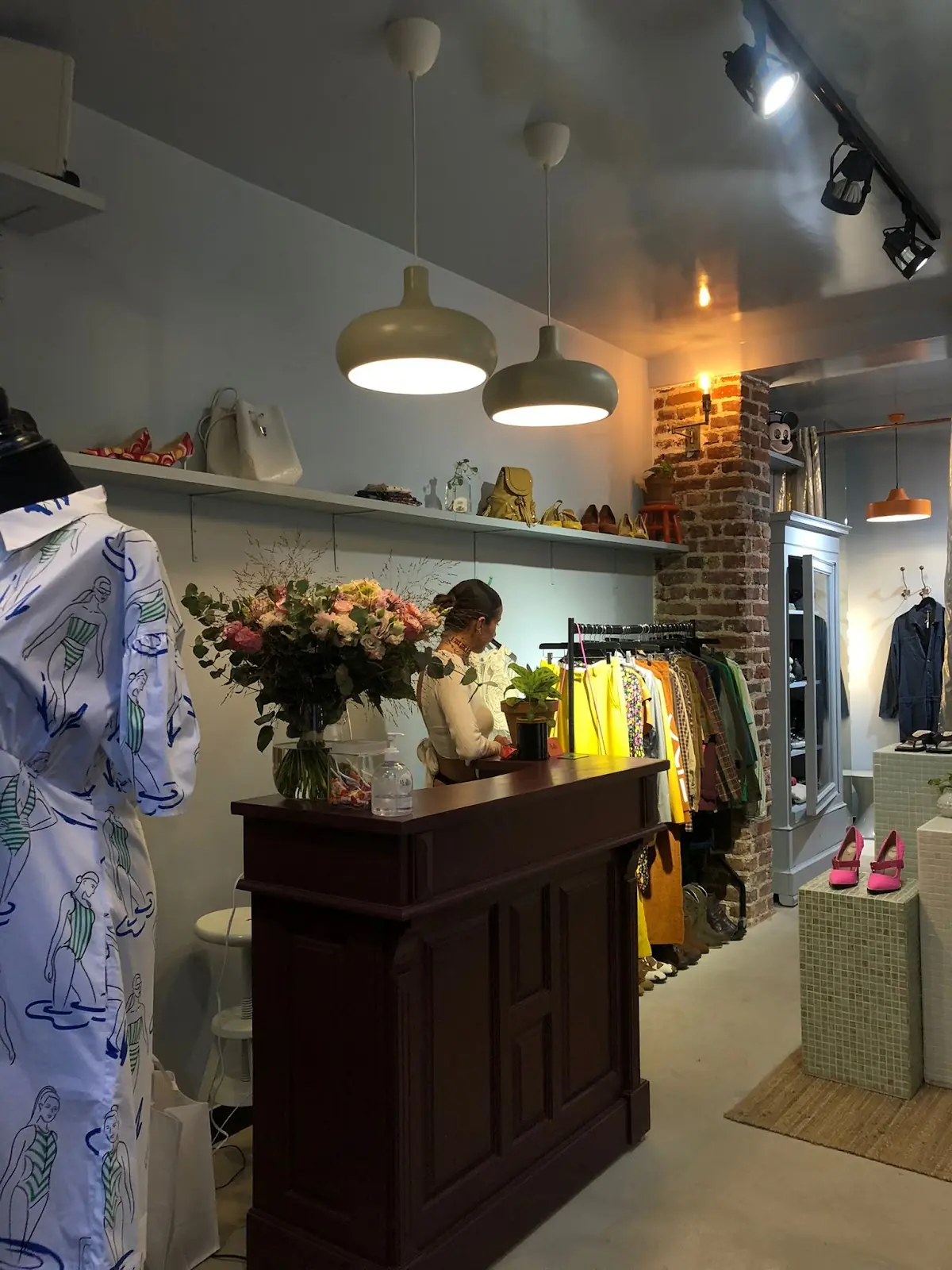 YALLÄ Paris 18 - Dépôt-vente / Second-hand store / Curated Vintage — photo 5